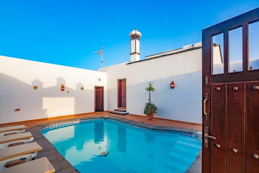 Villa Eloisa Tinajo Luaran gambar