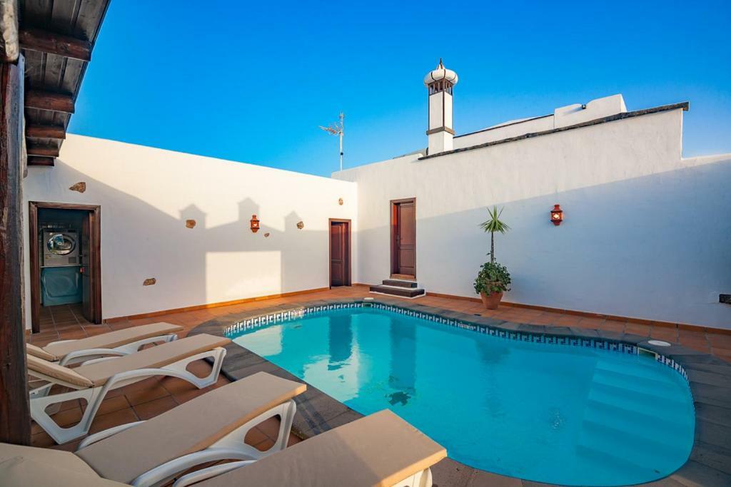 Villa Eloisa Tinajo Luaran gambar