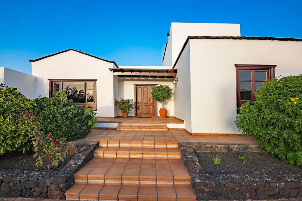 Villa Eloisa Tinajo Luaran gambar